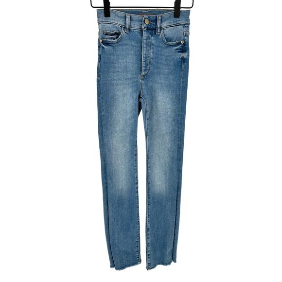 DL1961 Mara Ankle High Rise Instasculpt Slim Straight Jean | Size 23 | Crosswall - Picture 3 of 16